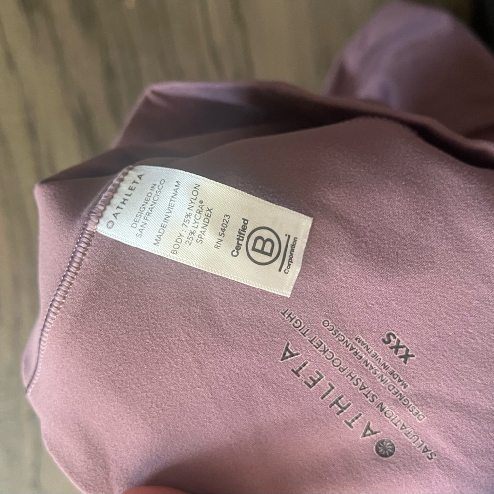 Athleta Rose-Mauve Salutation Stash Pocket Tight - Picture 6 of 6